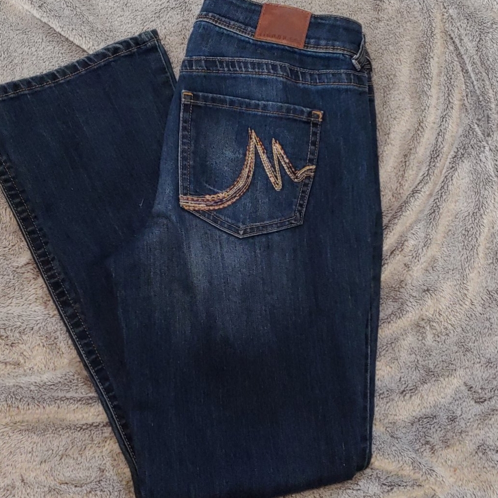 Maurices jeans
